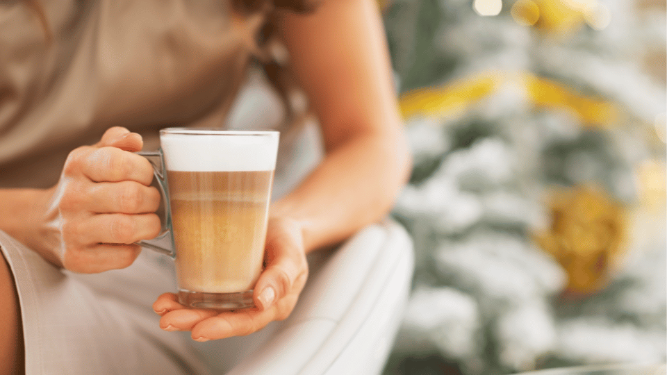 Italian coffee bean blend, roast, and grind for best Cafe Latte