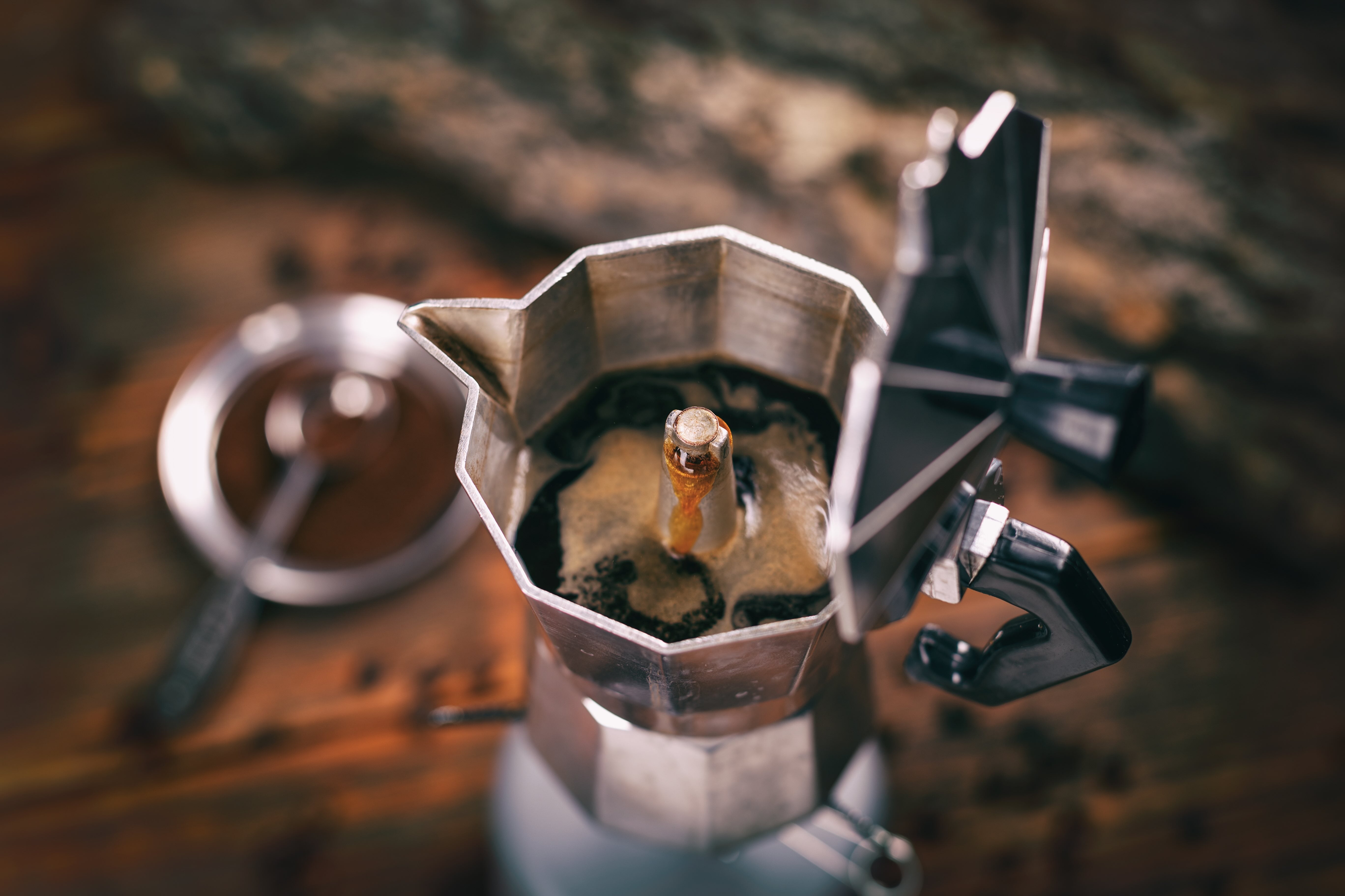 Moka pot coffee with peak flavor