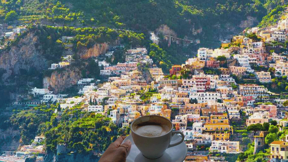 Naturally sweet Americano coffee by Peak Flavor